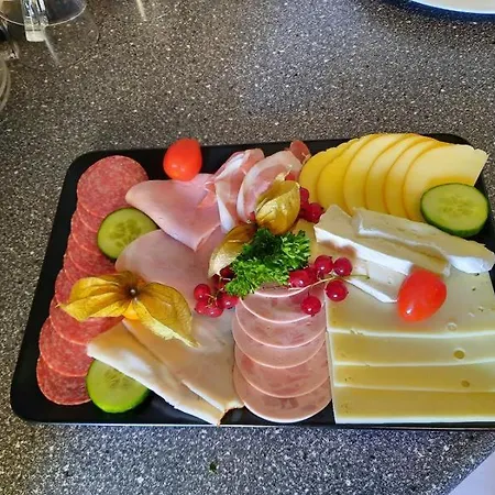 بيت ضيافة Village 3*