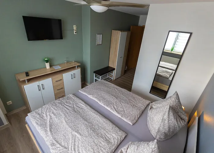 Village Vendégház Naumburg